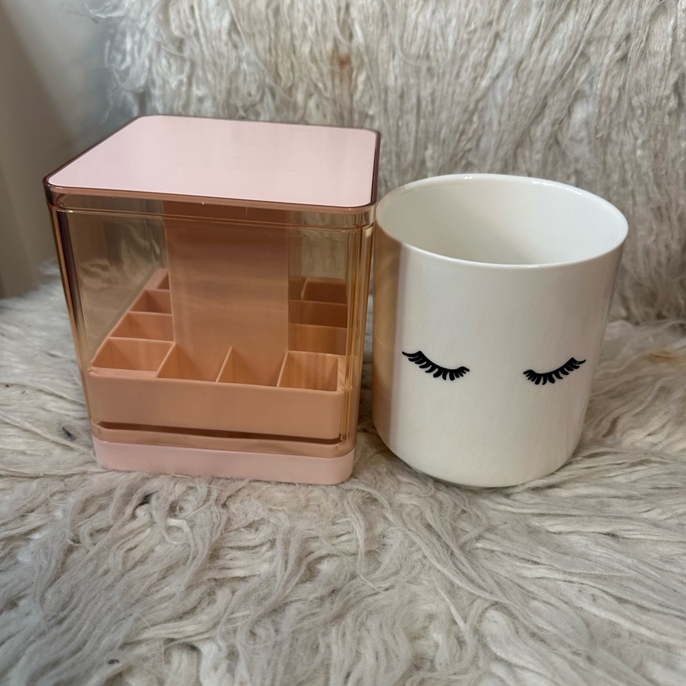 Lipstick Organizer Set